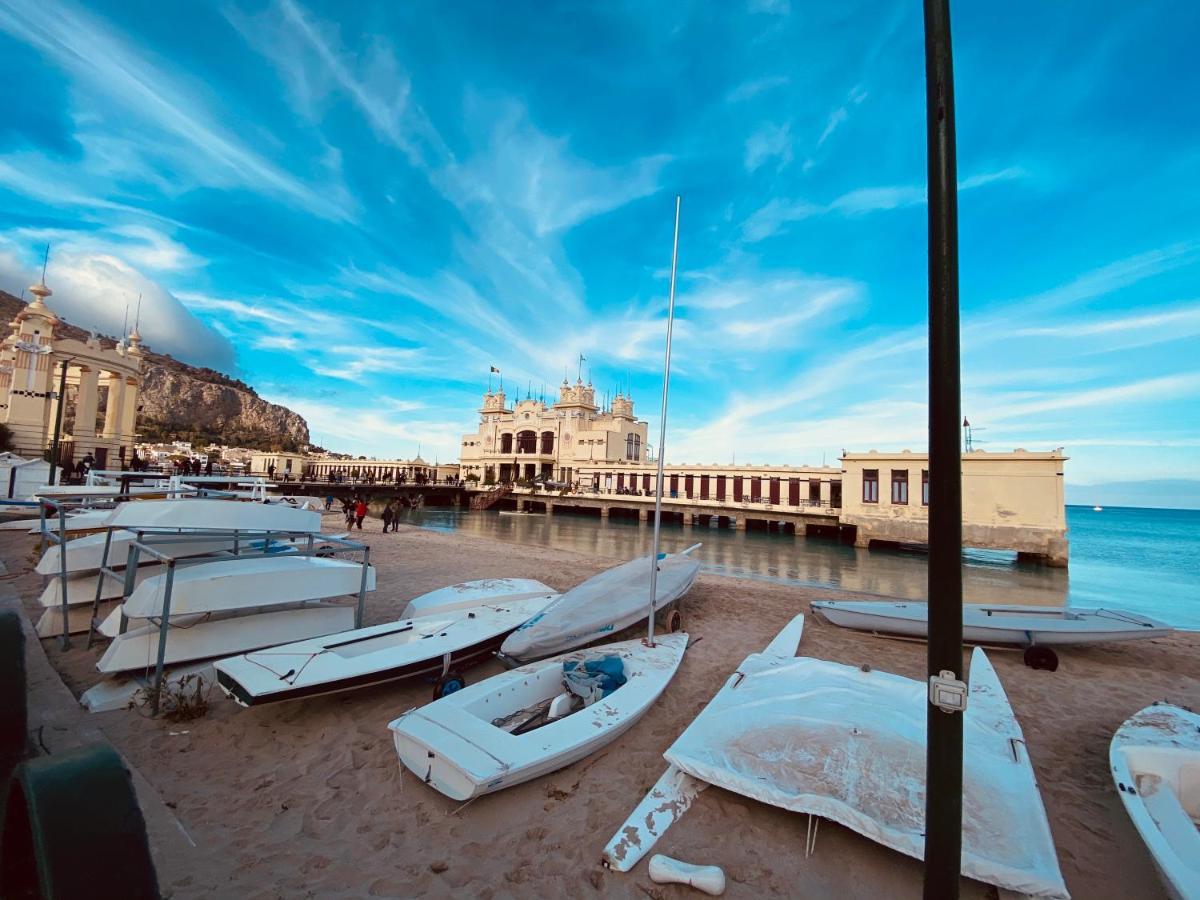 Вилла Mondello Beach The House With Green Lawns Экстерьер фото
